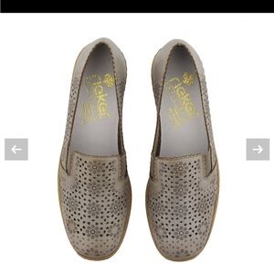 Rieker EU 41 10.5 German leather Floral Cutout Loafers slip on comfort shoe flat